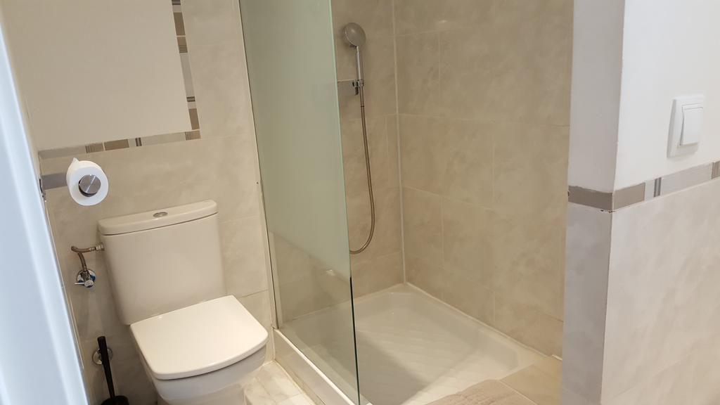 Olmorooms Madrid Bagian luar foto